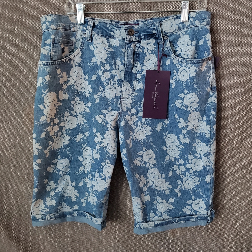 Gloria Vanderbilt Blue Floral Jean Shorts